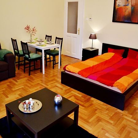 Caesar Apartman Budapest Chambre photo