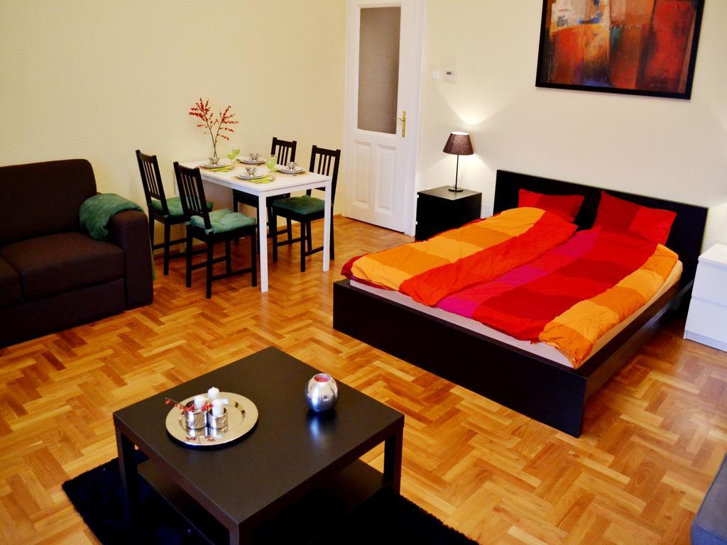 Caesar Apartman Budapest Chambre photo