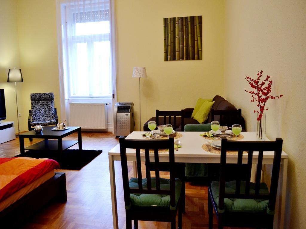 Caesar Apartman Budapest Chambre photo